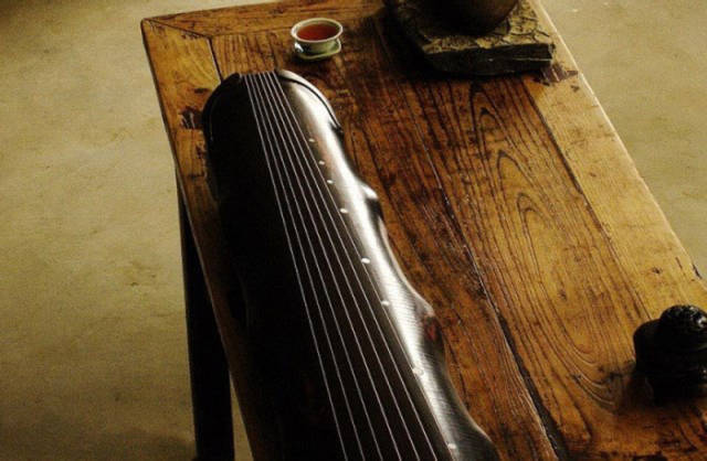南充市古琴蕴含的传统文化，一把古琴制备出来要两年的时间